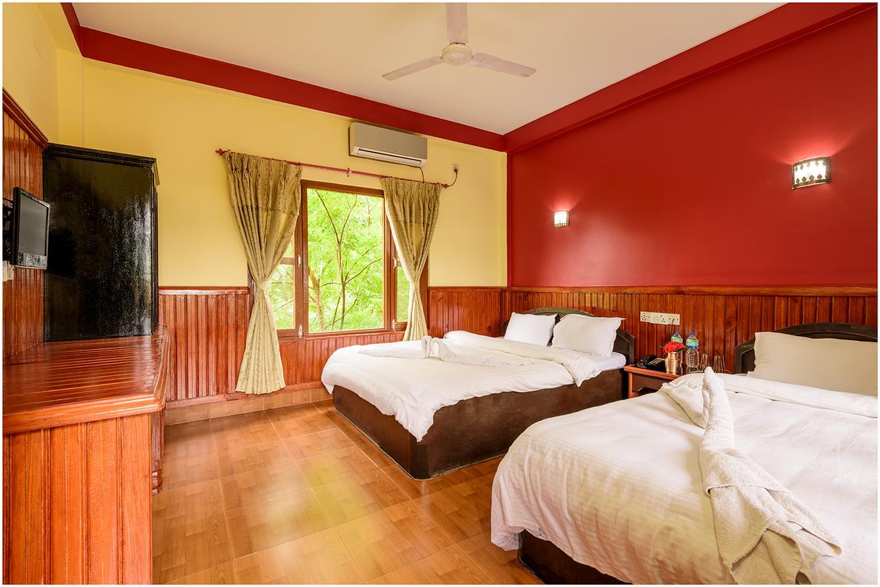 Hotel Nature Heritage Chitwan Exteriér fotografie